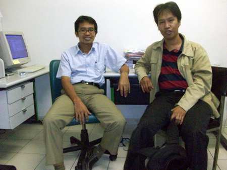 Aku silaturahim ke lab Dr. Nasih di Faperta UGM