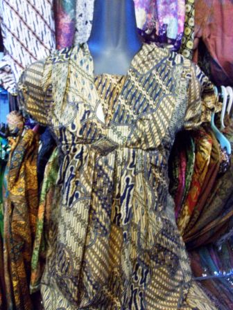 grosir batik klewer solo terlaris ika yuliani