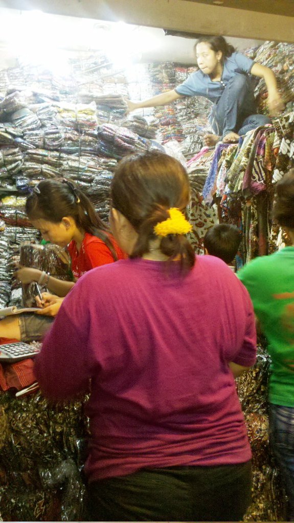 Grosir batik pasar klewer solo