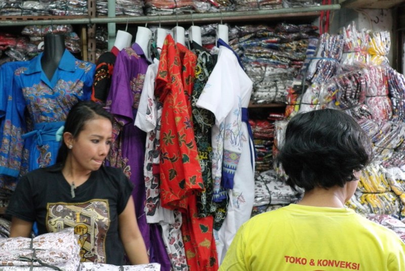 Suasana Pasar Klewer Batik Solo