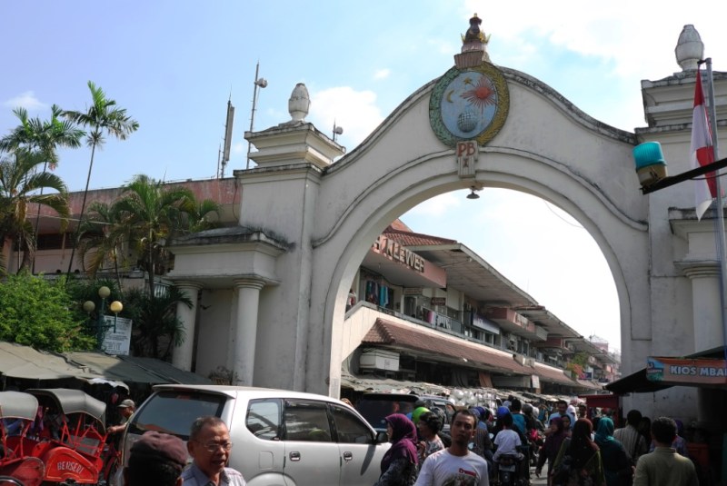 Suasana Pasar Klewer Batik Solo