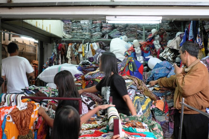 Suasana Pasar Klewer Batik Solo