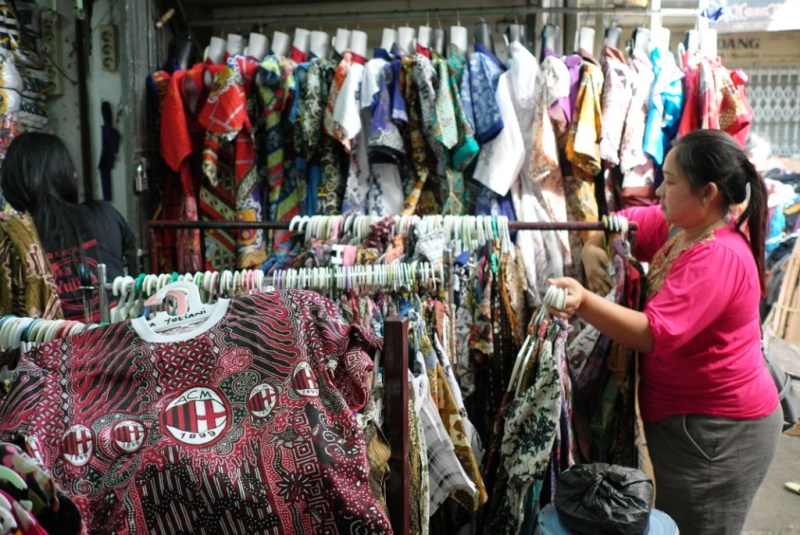 Suasana Pasar Klewer Batik Solo