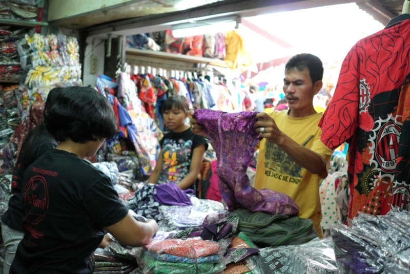 Suasana Pasar Klewer Batik Solo
