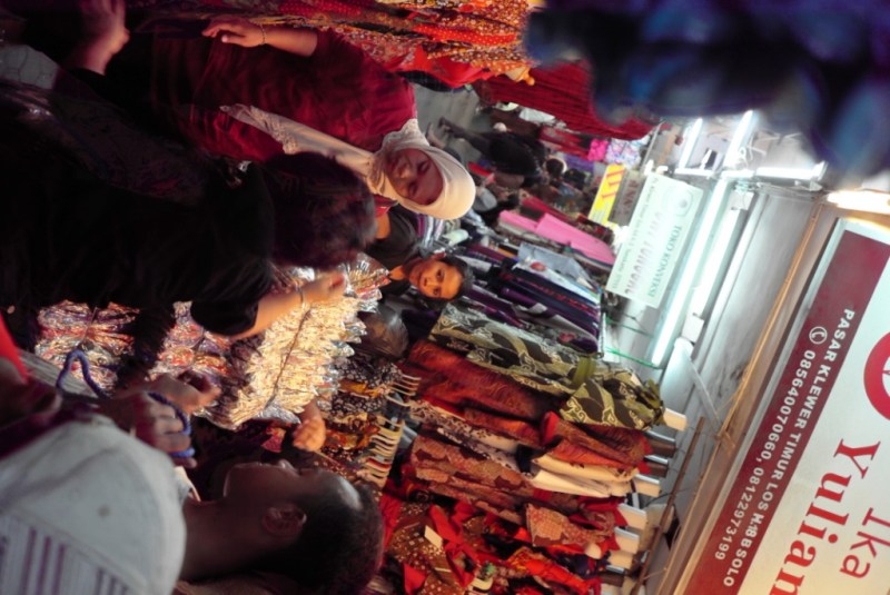 Suasana Pasar Klewer Batik Solo