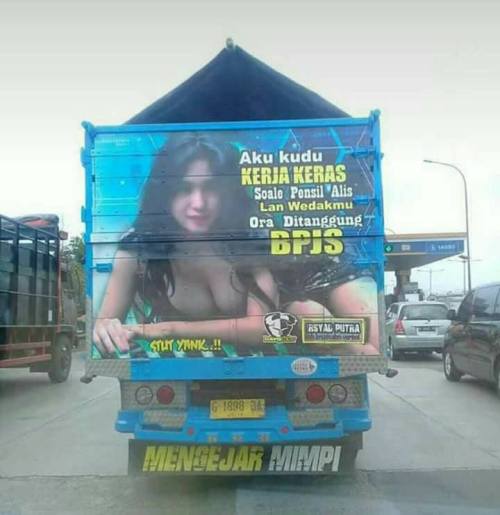 tulisan lucu bak truk pantura