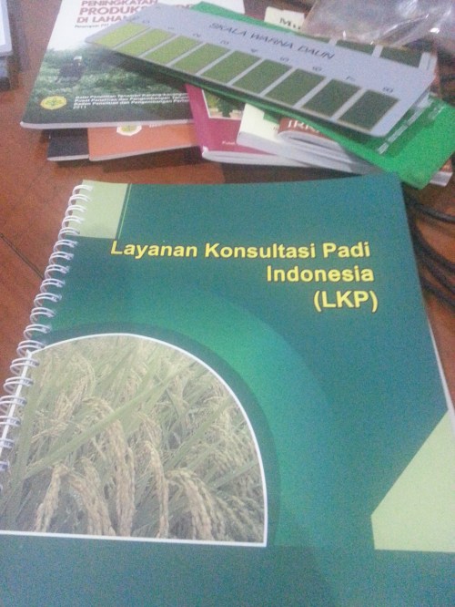 Buku Layanan Kulsultasi padi Indonesia. Buku grati s dari Puslitbangtan.