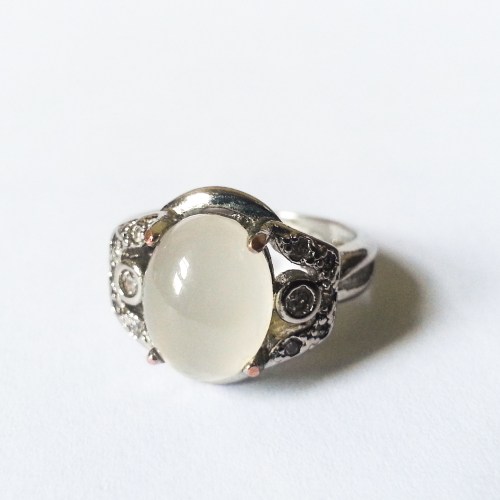 Batu cincin akik obi maluku utara