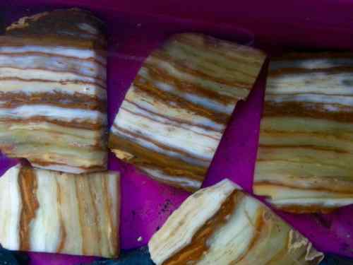 batu lapis legit maluku