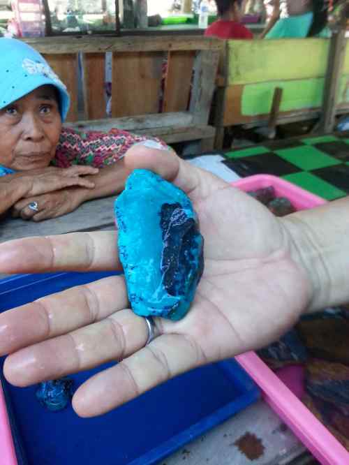 batu bacan palamea