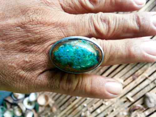 batu bacan kembang
