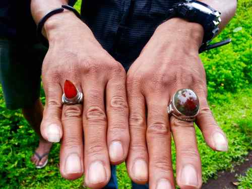 batu obi runcing bacan kembang