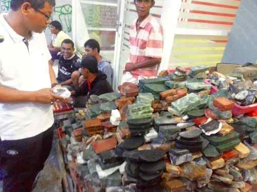 batu akik pasar tobelo maluku