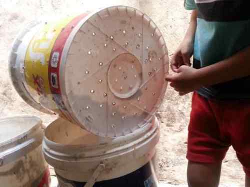 Komposter sampah rumah tangga sederhana