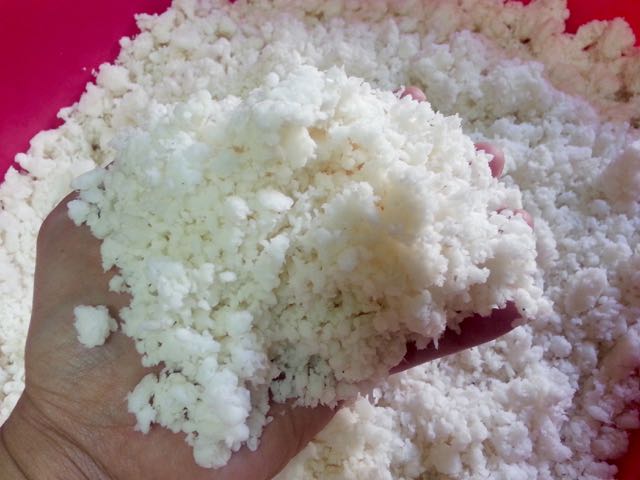 Selulosa murni dari tandan kosong kelapa sawit