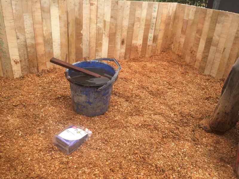 Pengomposan limbah kayu dengan Promi