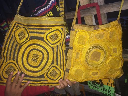 noken tas rajut khas papua